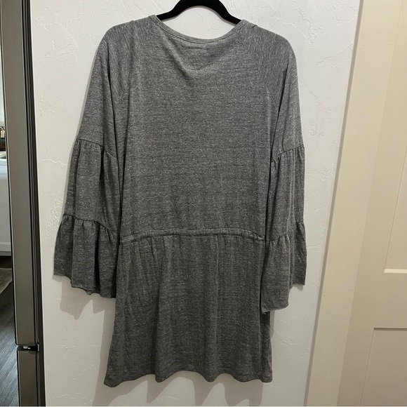 Chaser Shirred Peplum Sleeve Drawstring Mini Dress Streaky Grey Med - Picture 2 of 10